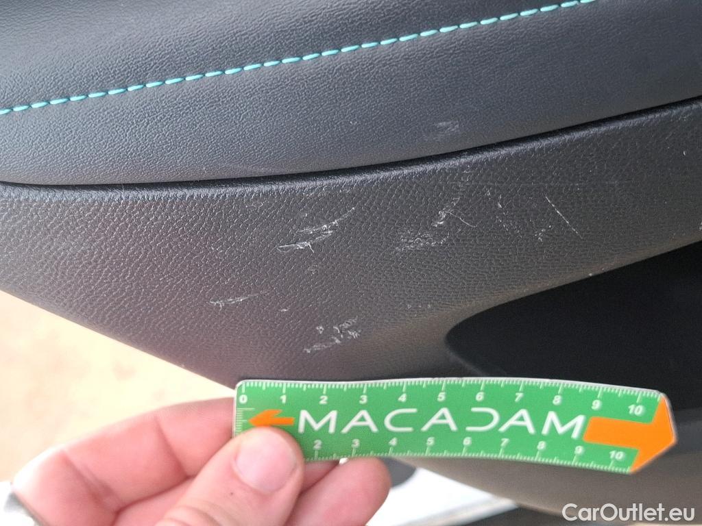  Peugeot  2008  Allure Business 1.2 PureTech 130CV BVM6 E6d #14