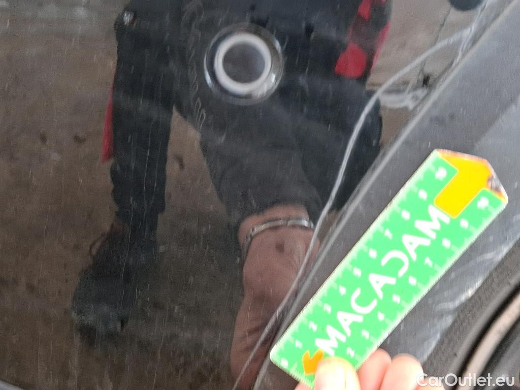  Citroen  C4  X Shine 1.2 PureTech 130CV BVA8 6E #18