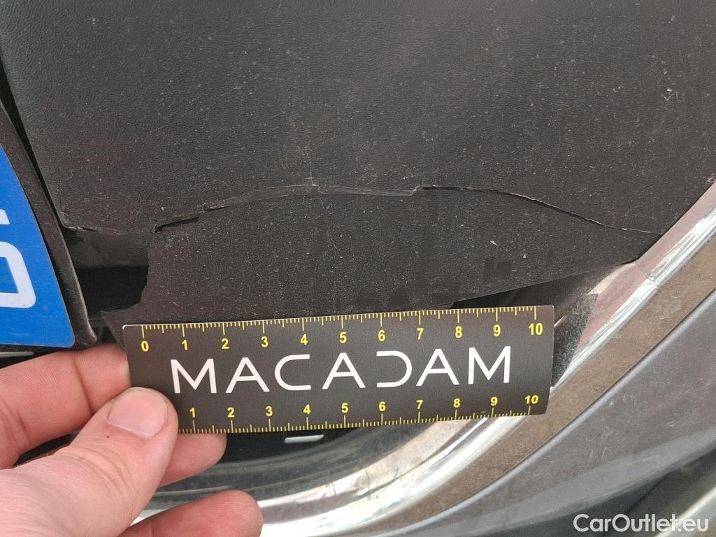  Peugeot  208  Signature 1.2 PureTech 80CV BVM5 E6dT #16