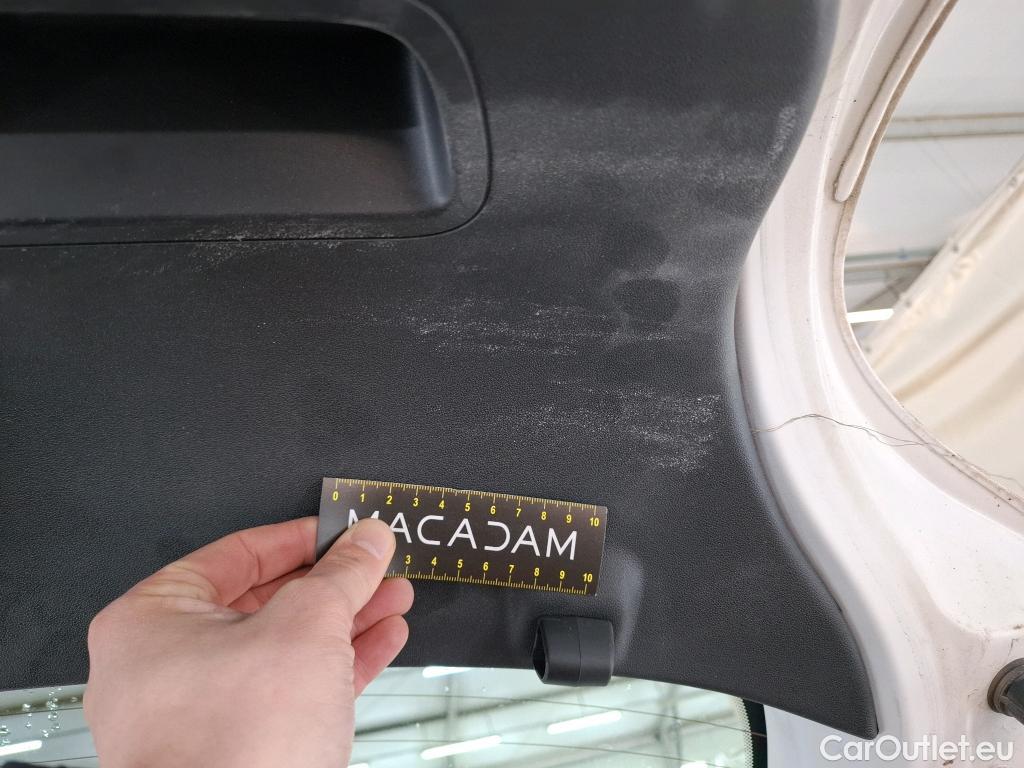  Citroen  C3  Feel Pack 1.2 PureTech 110CV BVM6 E6d #17