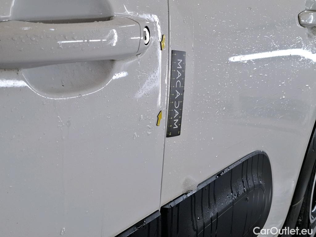  Citroen  C3  Feel Pack 1.2 PureTech 110CV BVM6 E6d #4