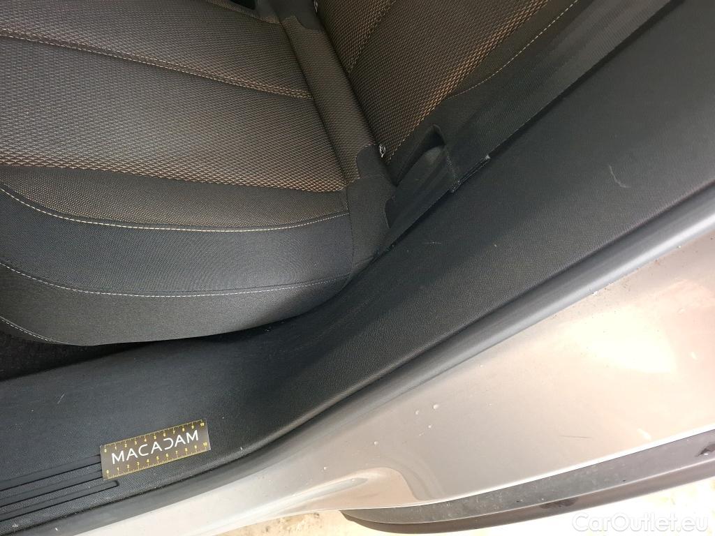  DS  DS7 7 Crossback Business 1.5 BlueHDi 130CV BVA8 E6d #1