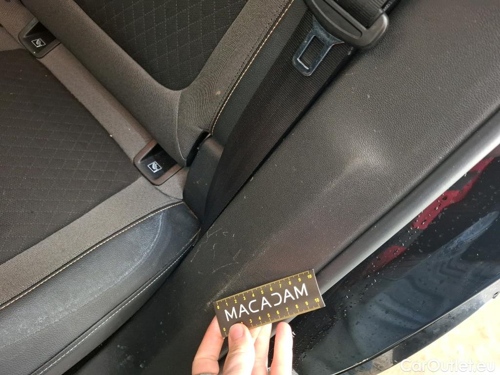  Opel   Grandland X Grandland X Elegance Business 1.5 130CV BVA8 E6d #8