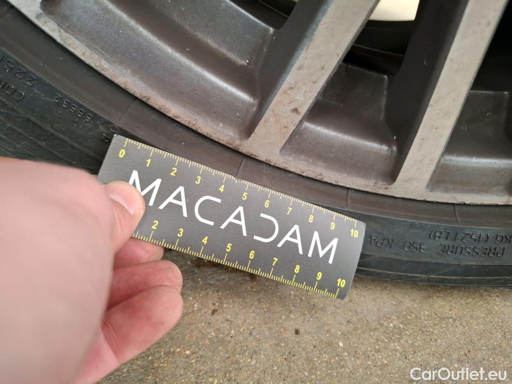  Mercedes  CLA-Klasse MERCEDES-BENZ CLA Coupe / 2019 / 4P / Coupé CLA 200 d Business Line BA8 #18