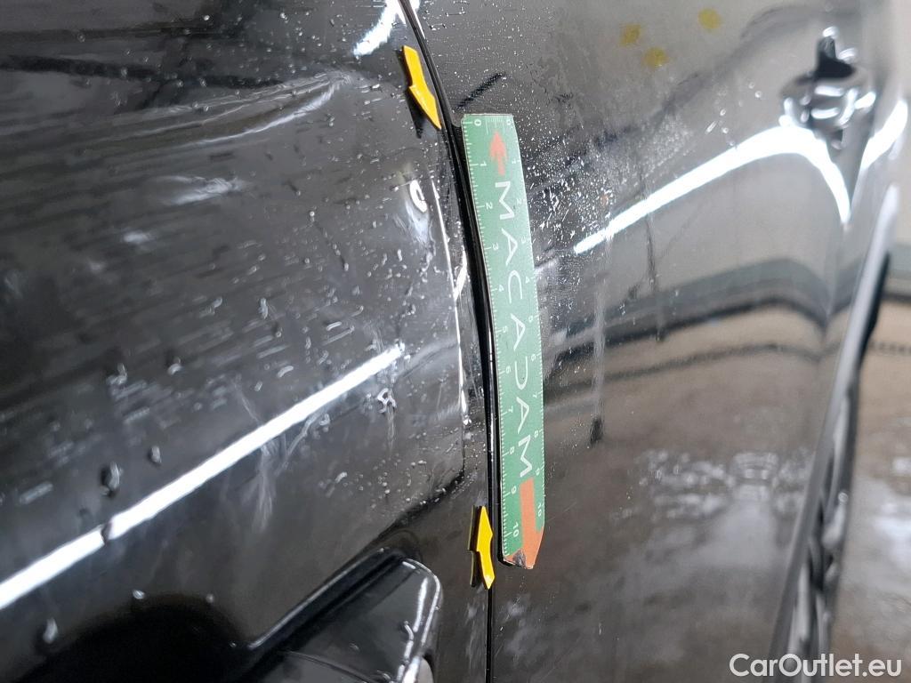  Citroen  C4  X Shine 1.2 PureTech 130CV BVA8 6E #2