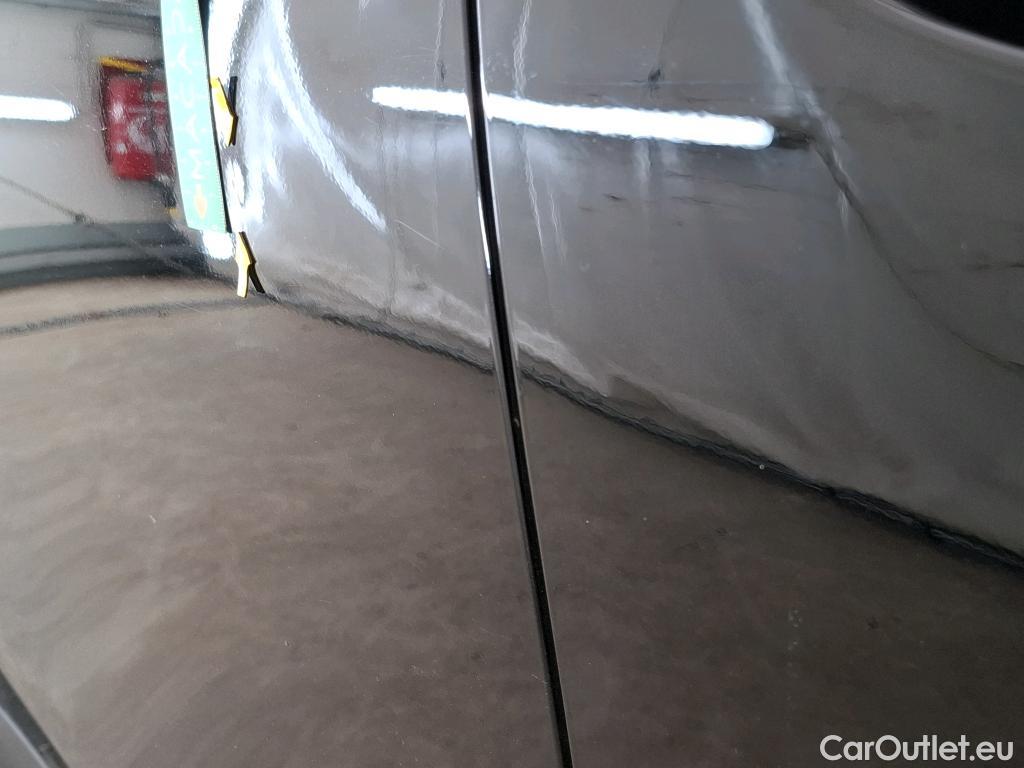  Mercedes  GLB MERCEDES-BENZ  / 2019 / 5P / SUV  200 d Progressive Line #16