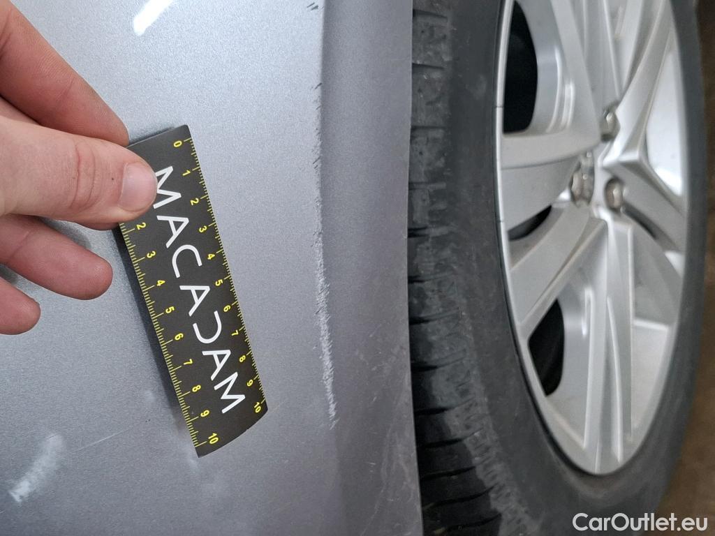  Peugeot  208  Signature 1.2 PureTech 80CV BVM5 E6dT #13