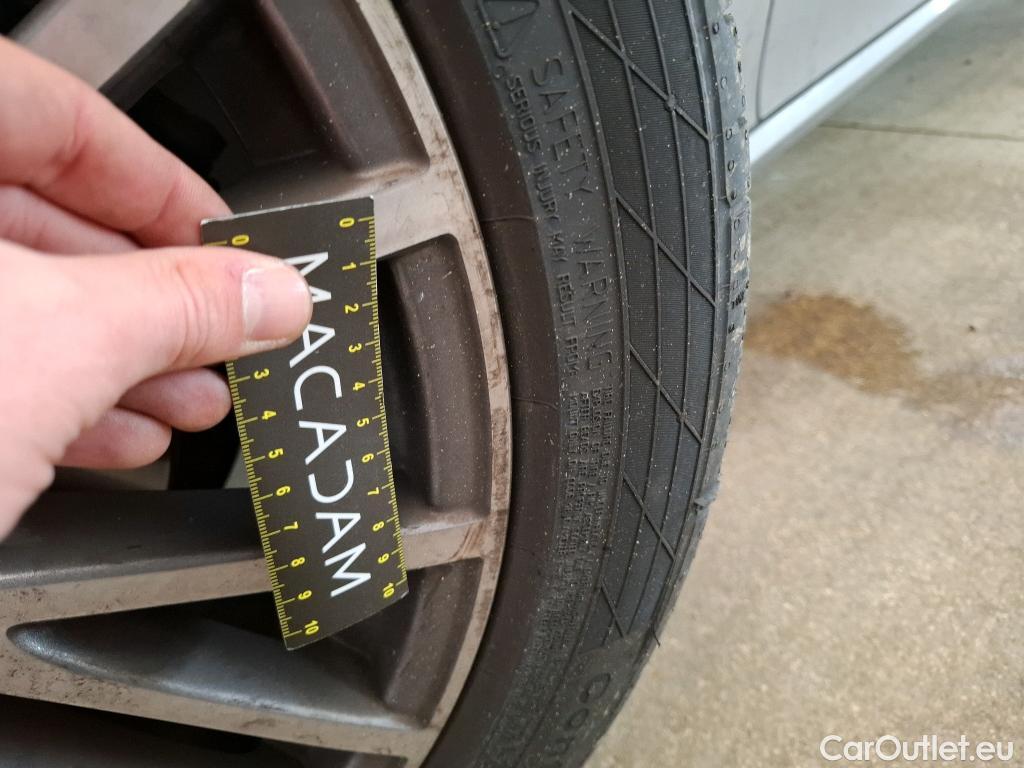  Mercedes  CLA-Klasse MERCEDES-BENZ CLA Coupe / 2019 / 4P / Coupé CLA 200 d Business Line BA8 #10