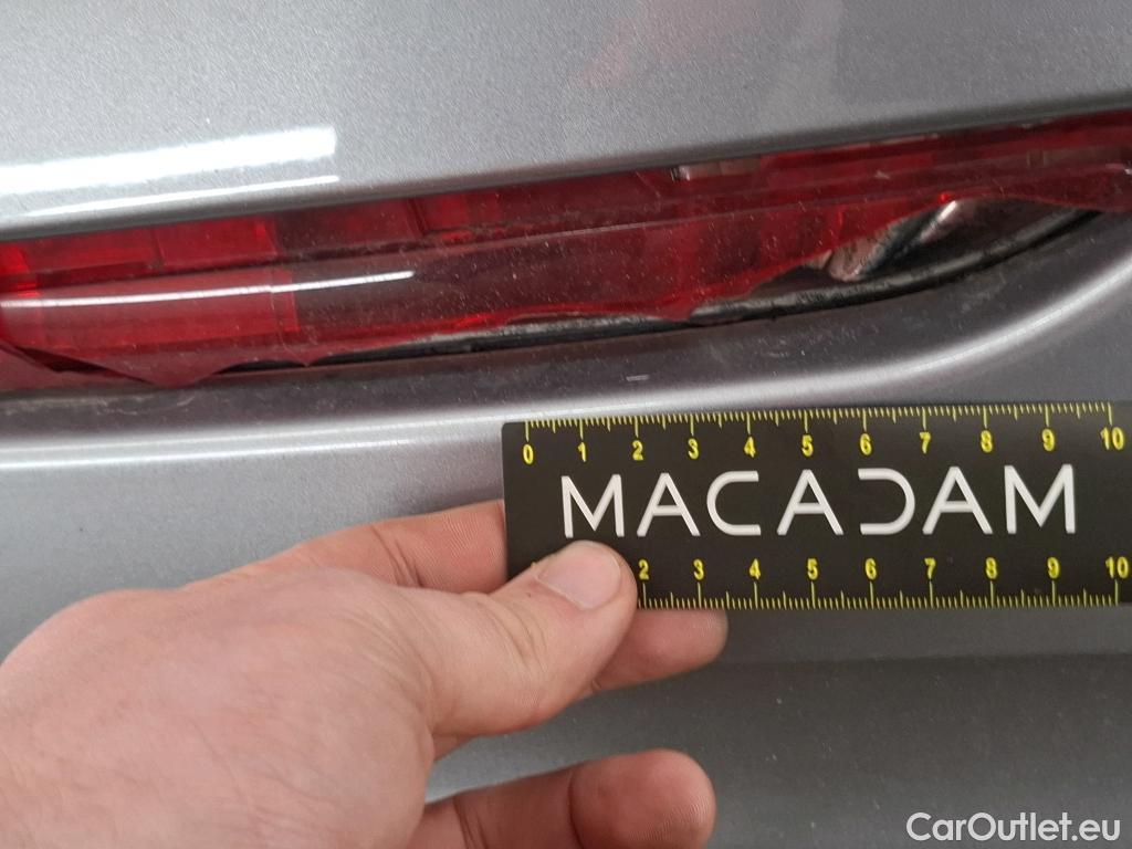  Peugeot  208  Signature 1.2 PureTech 80CV BVM5 E6dT #25