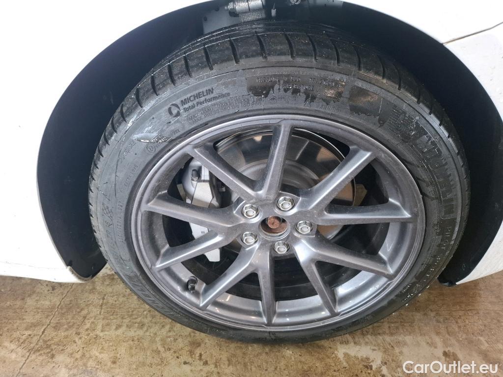  Tesla  Model 3 TESLA  / 2018 / 4P / Berline Grande Autonomie #11
