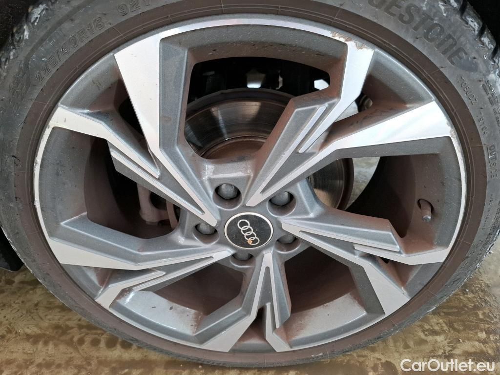  Audi  A3 AUDI  Sportback / 2020 / 5P / Berline 40 TFSI e 204 S Tronic S Line #18