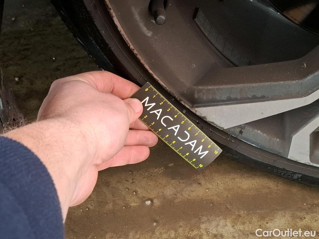  Audi  A3 AUDI  Sportback / 2020 / 5P / Berline 40 TFSI e 204 S Tronic S Line #32