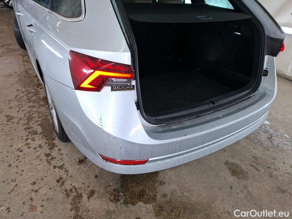  Skoda  Octavia  Break Style 2.0 TDI 150CV BVA7 E6d #1