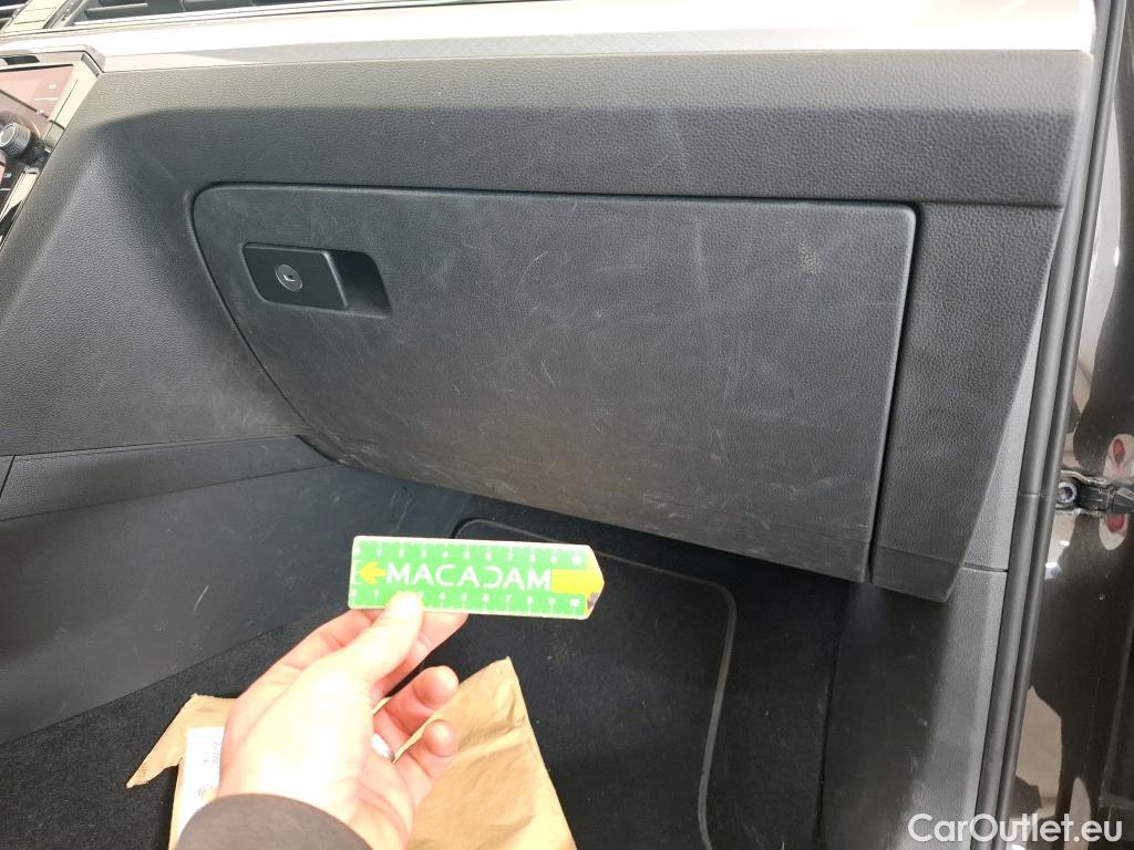  Volkswagen  Passat  Break Business 2.0 TDI 120CV BVA7 E6d #41