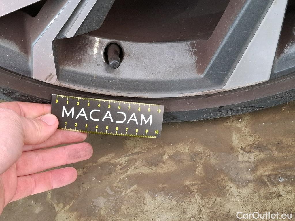  Audi  A3 AUDI  Sportback / 2020 / 5P / Berline 40 TFSI e 204 S Tronic S Line #27