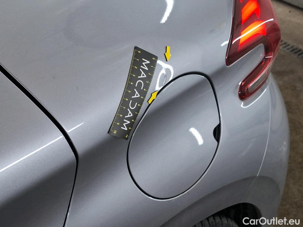  Peugeot  208  Signature 1.2 PureTech 80CV BVM5 E6dT #46