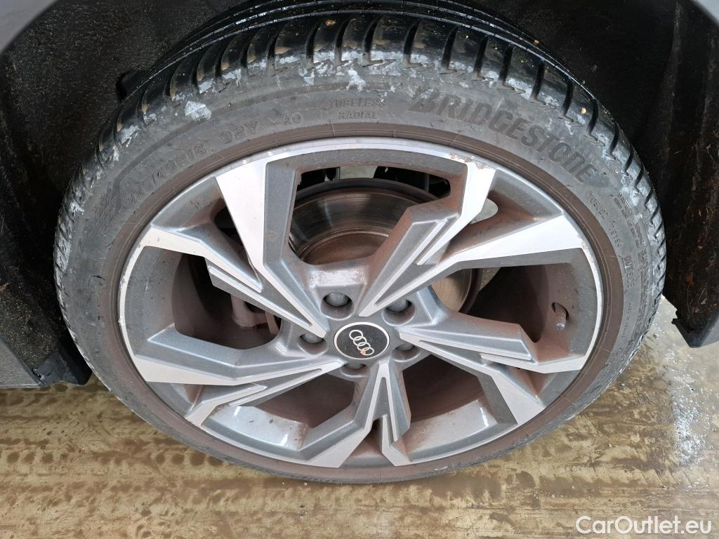  Audi  A3 AUDI  Sportback / 2020 / 5P / Berline 40 TFSI e 204 S Tronic S Line #8