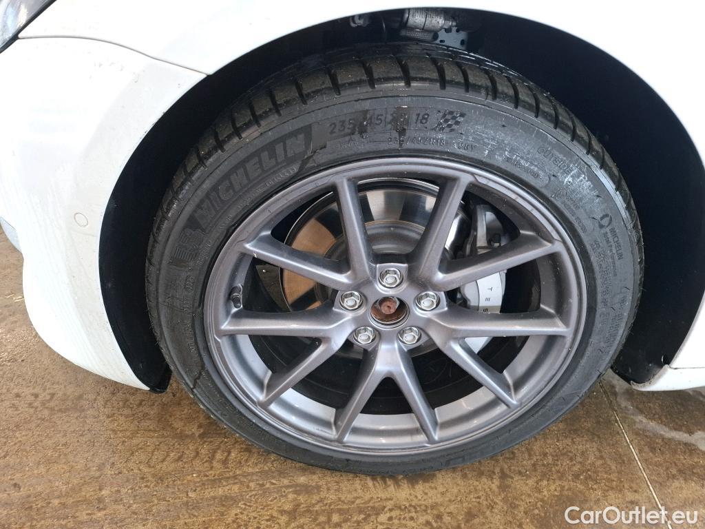  Tesla  Model 3 TESLA  / 2018 / 4P / Berline Grande Autonomie #2