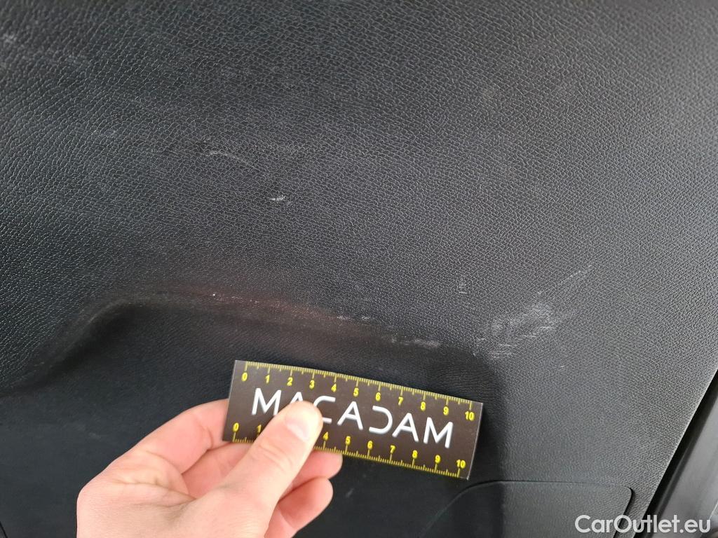  Peugeot  3008 PEUGEOT   2020  5P  SUV 16 HYBRID 225 EEAT8 Allure Pack #9