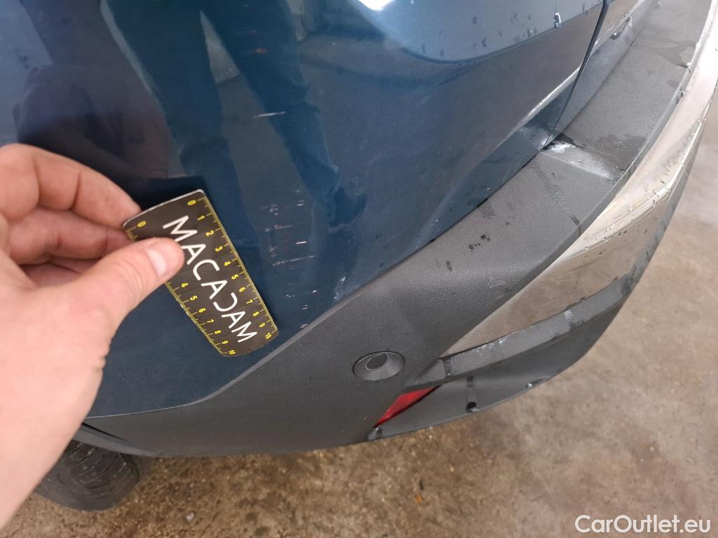  Peugeot  3008 PEUGEOT  / 2020 / 5P / SUV 1.6 HYBRID 225 E-EAT8 Allure Pack #66