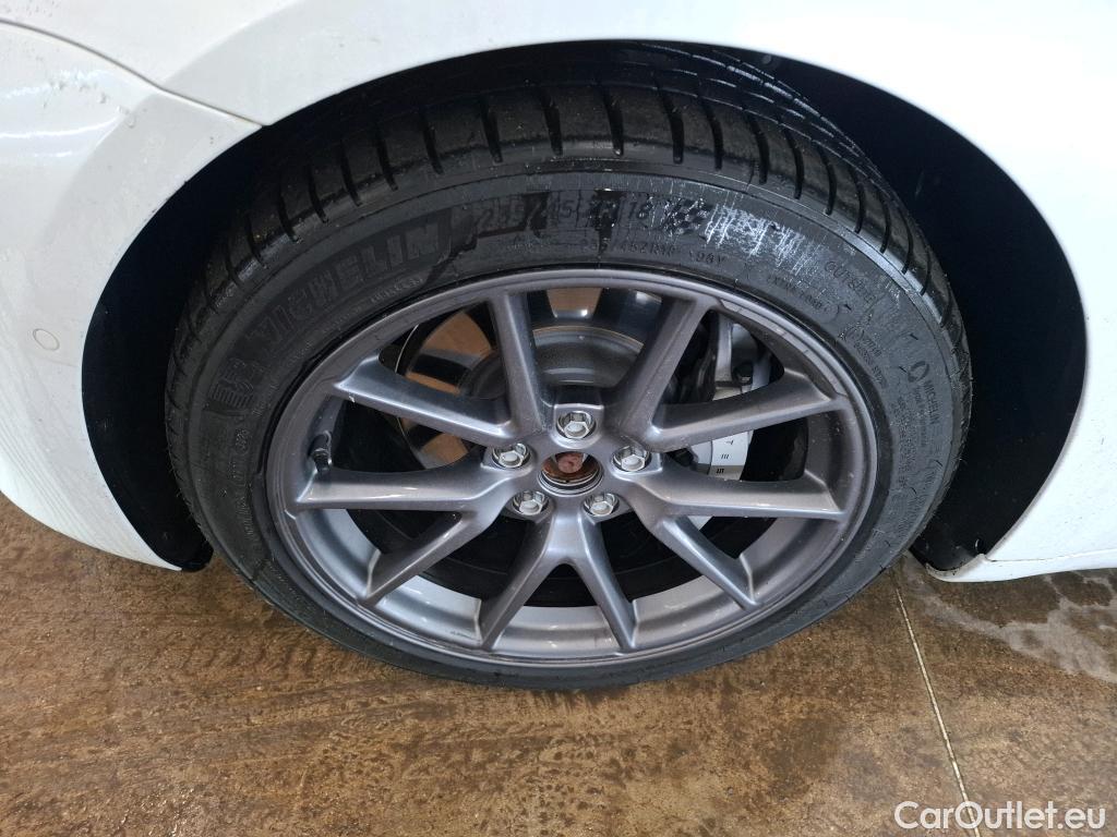  Tesla  Model 3 TESLA  / 2018 / 4P / Berline Grande Autonomie #1