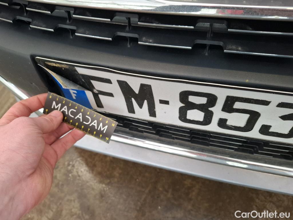  Peugeot  208  Signature 1.2 PureTech 80CV BVM5 E6dT #60