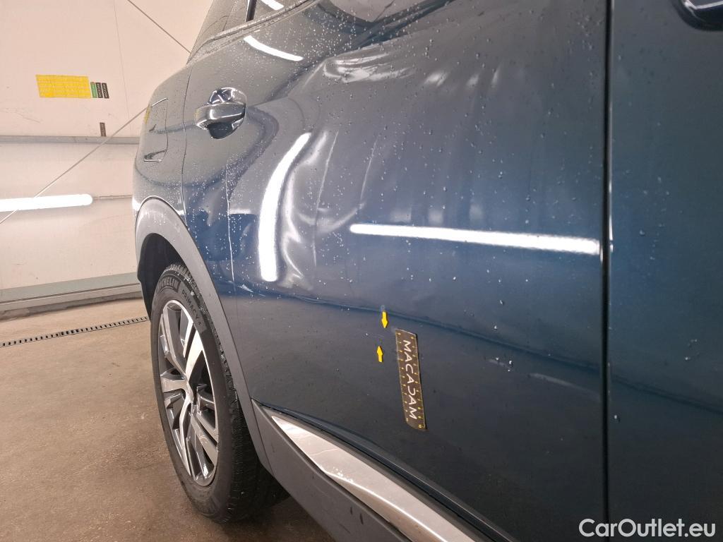  Peugeot  3008 PEUGEOT  / 2020 / 5P / SUV 1.6 HYBRID 225 E-EAT8 Allure Pack #59