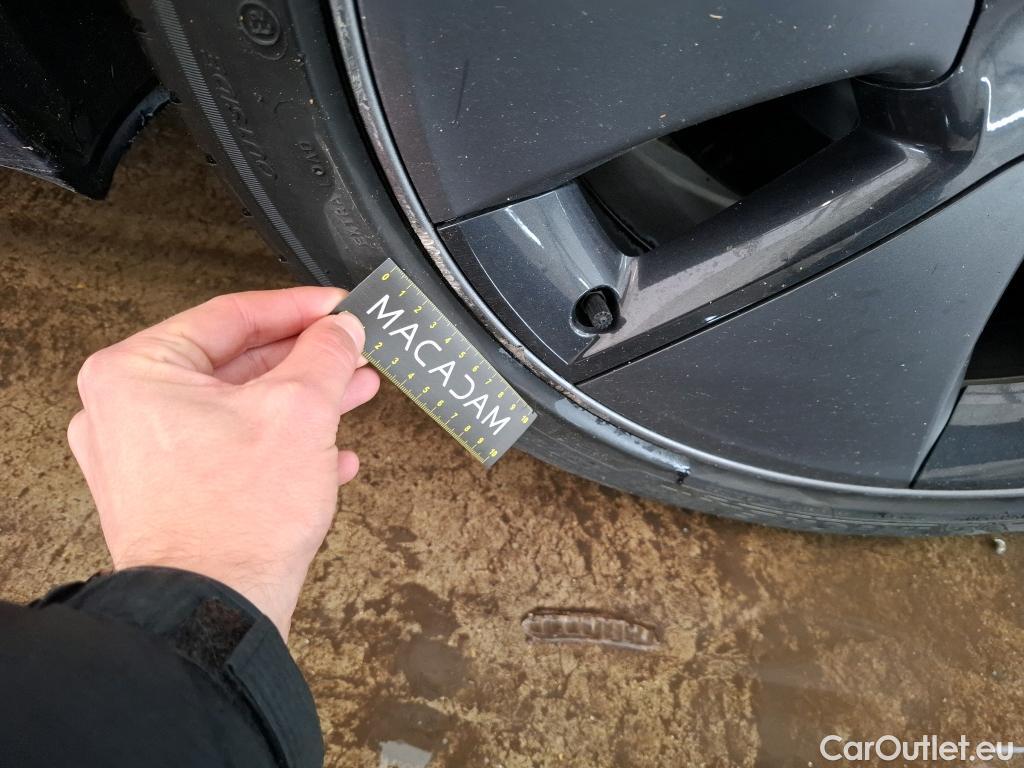  Tesla  Model 3 TESLA   2018  4P  Berline Grande Autonomie #12