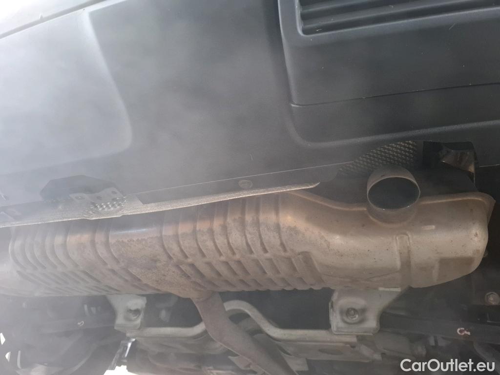  Peugeot  3008 PEUGEOT  / 2020 / 5P / SUV 1.6 HYBRID 225 E-EAT8 Allure Pack #53