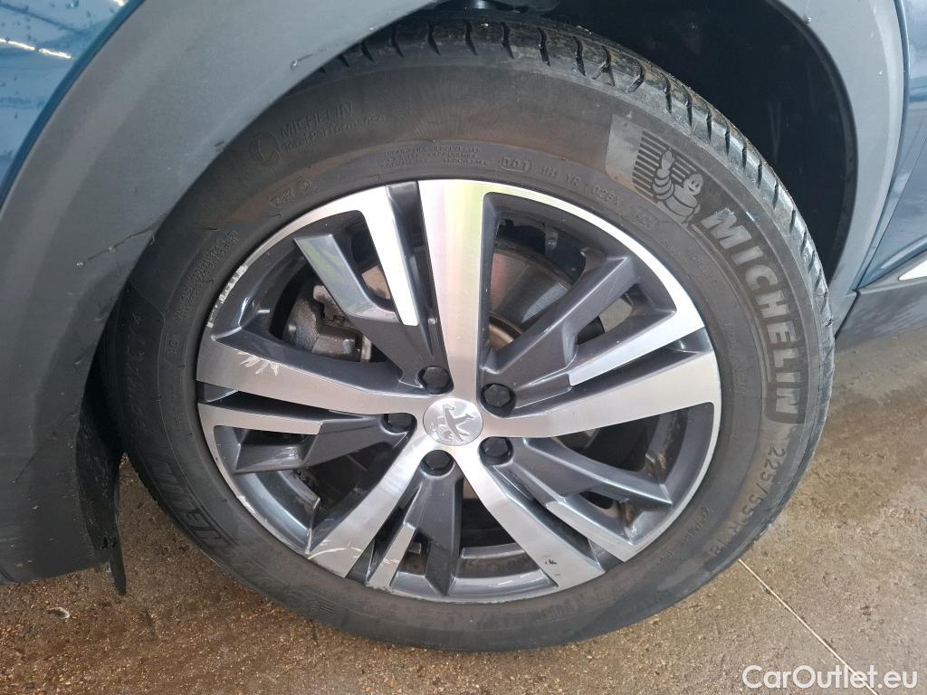  Peugeot  3008 PEUGEOT  / 2020 / 5P / SUV 1.6 HYBRID 225 E-EAT8 Allure Pack #12