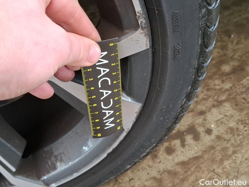  Audi  A3 AUDI  Sportback / 2020 / 5P / Berline 40 TFSI e 204 S Tronic S Line #16