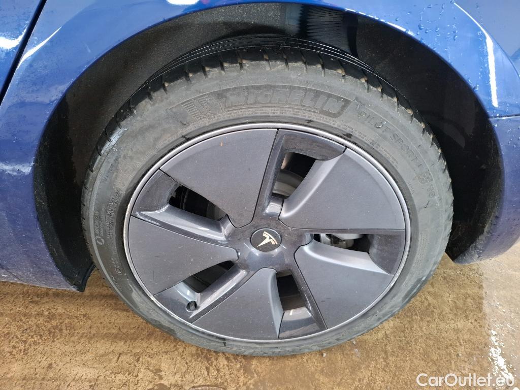  Tesla  Model 3 TESLA   2018  4P  Berline Grande Autonomie #11