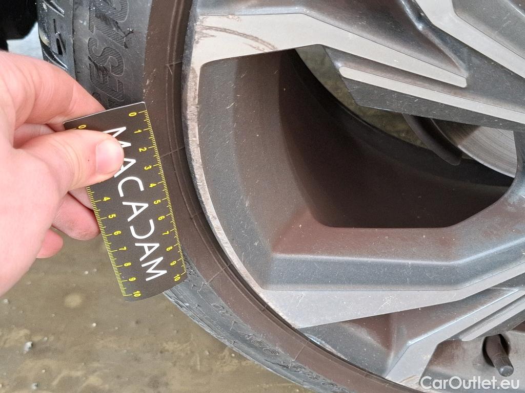  Audi  A3 AUDI  Sportback / 2020 / 5P / Berline 40 TFSI e 204 S Tronic S Line #26