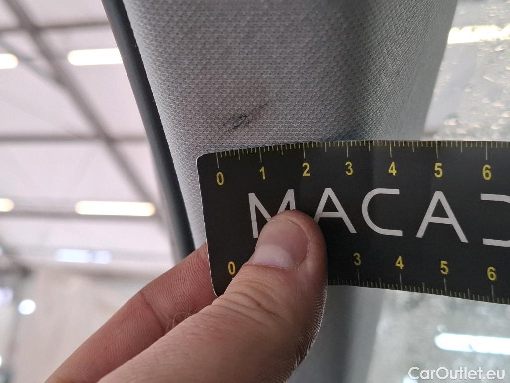  Peugeot  3008 PEUGEOT  / 2020 / 5P / SUV 1.6 HYBRID 225 E-EAT8 Allure Pack #50