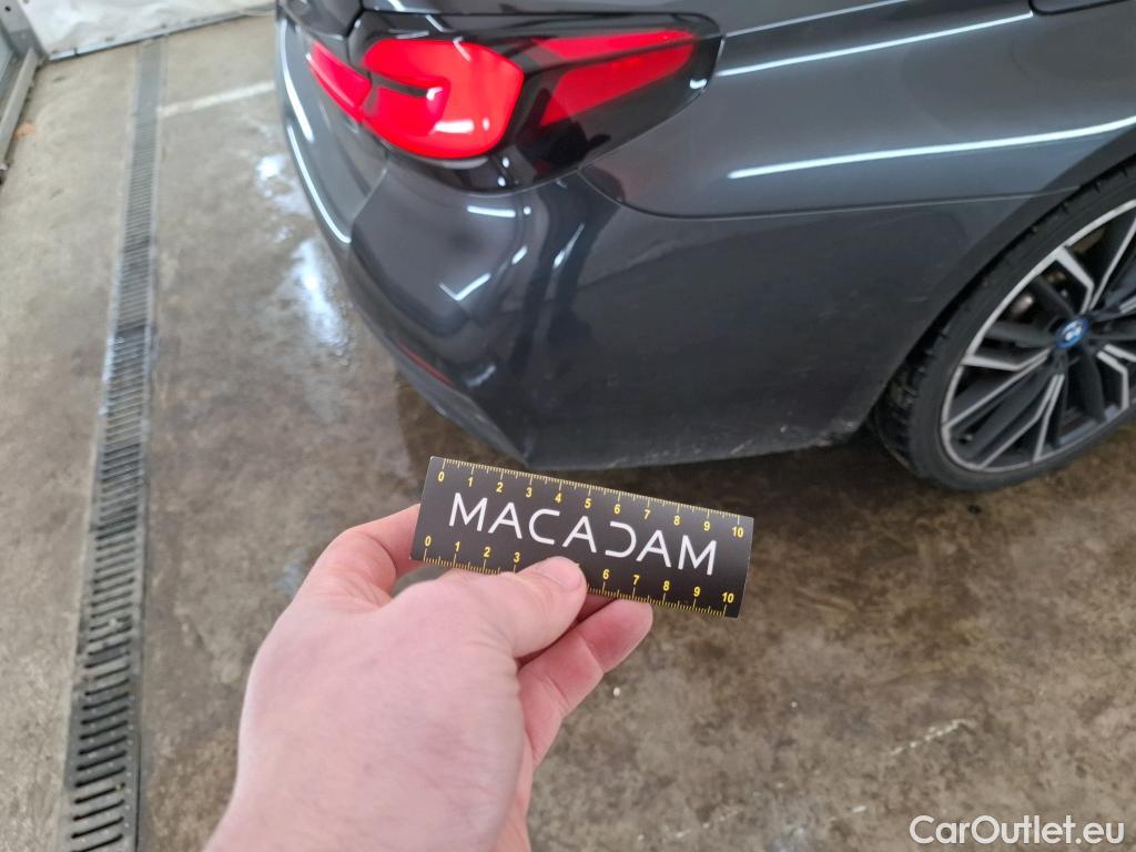  Bmw  Serie 5 BMW Série 5 / 2020 / 4P / Berline 530e 292ch M Sport BVA8 #13