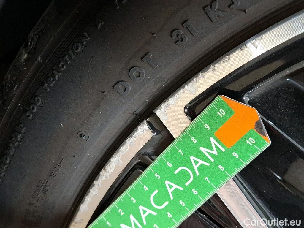  Bmw  iX3 Série  Impressive 80kWh BVA #13