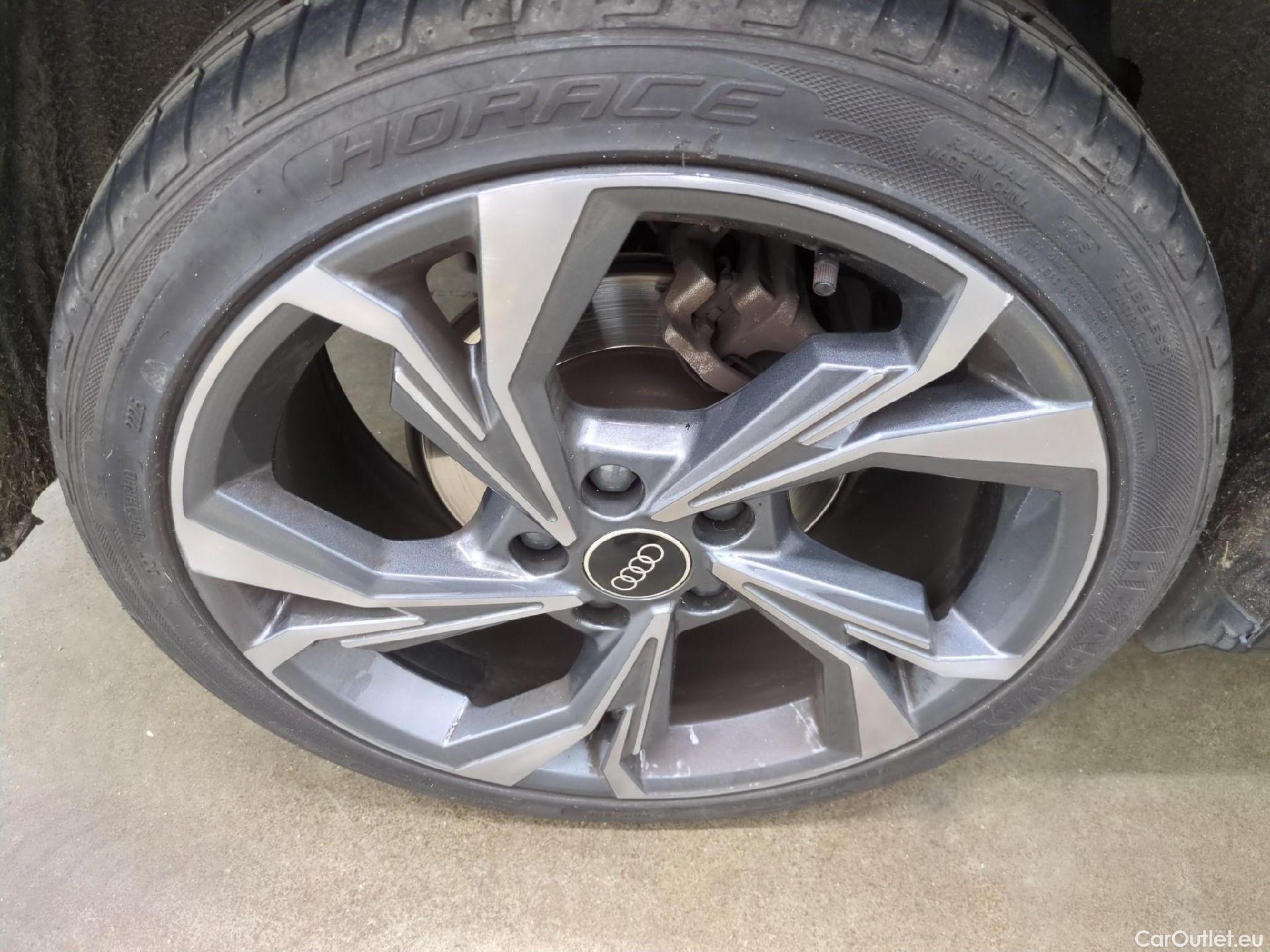  Audi  A3 AUDI  Sportback / 2020 / 5P / Berline 30 TFSI MHEV S Tronic 110 SB #16