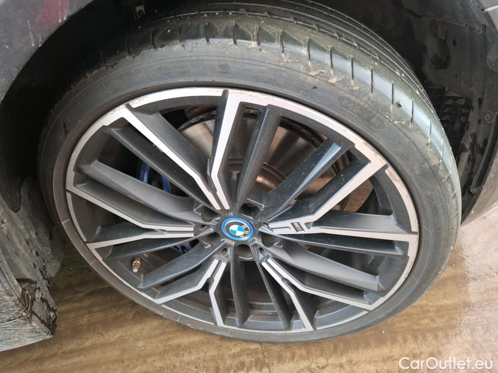  Bmw  Serie 5 BMW Série 5 / 2020 / 4P / Berline 530e 292ch M Sport BVA8 #1