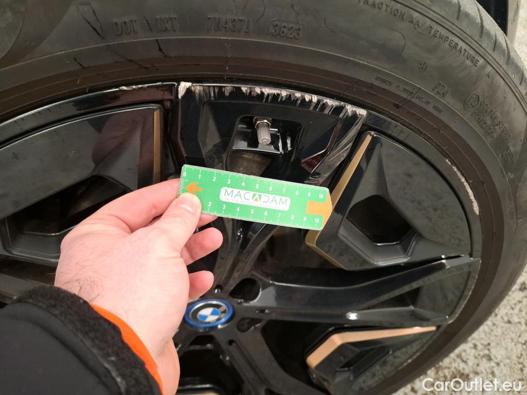  Bmw  iX Série  M60 111kWh BVA #27