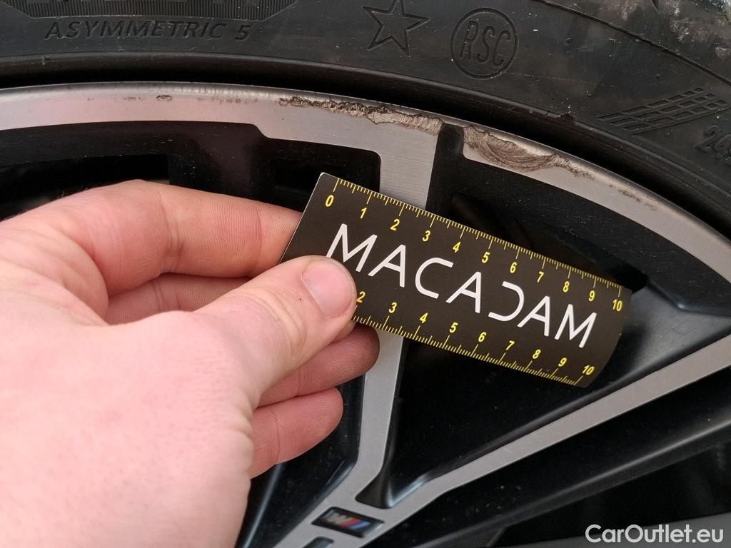  Bmw  Serie 5 BMW Série 5 / 2020 / 4P / Berline 530e 292ch M Sport BVA8 #26