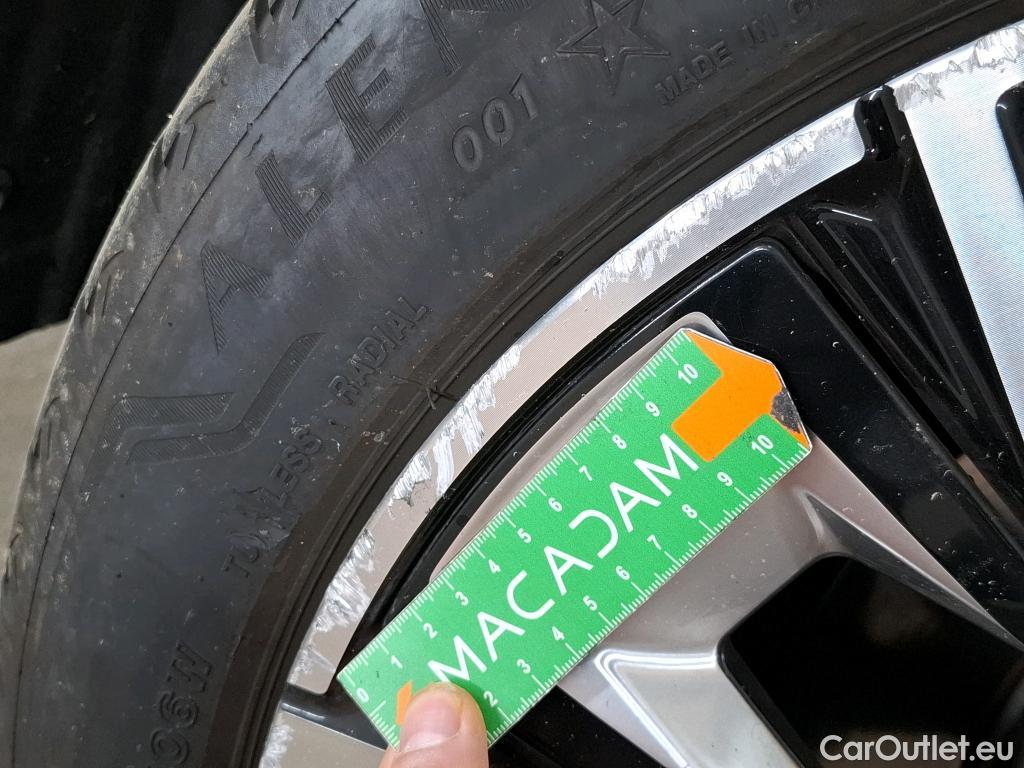  Bmw  iX3 Série  Impressive 80kWh BVA #26