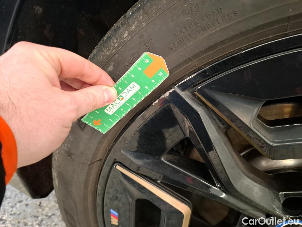  Bmw  iX Série  M60 111kWh BVA #37