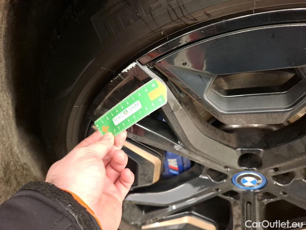  Bmw  iX Série  M60 111kWh BVA #28