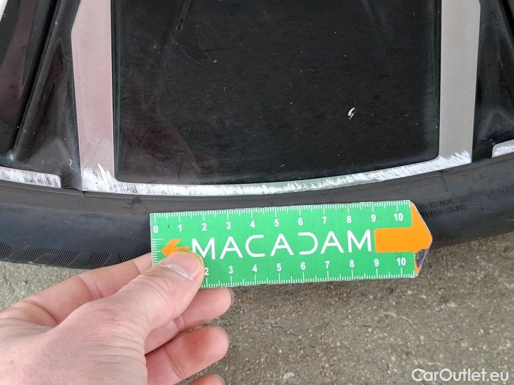  Bmw  iX3 Série  Impressive 80kWh BVA #29