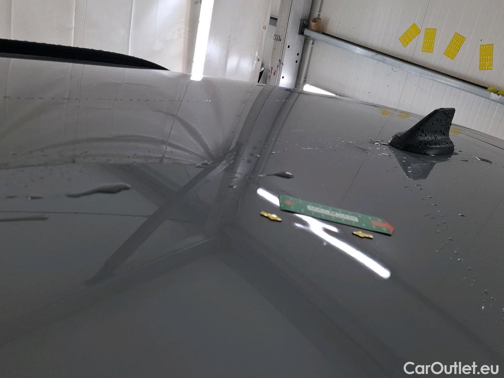  Ford  Kuga FORD  / 2019 / 5P / SUV 2.5 Dur 225 hybrid PHEV Pshi ST-Line Bus #2