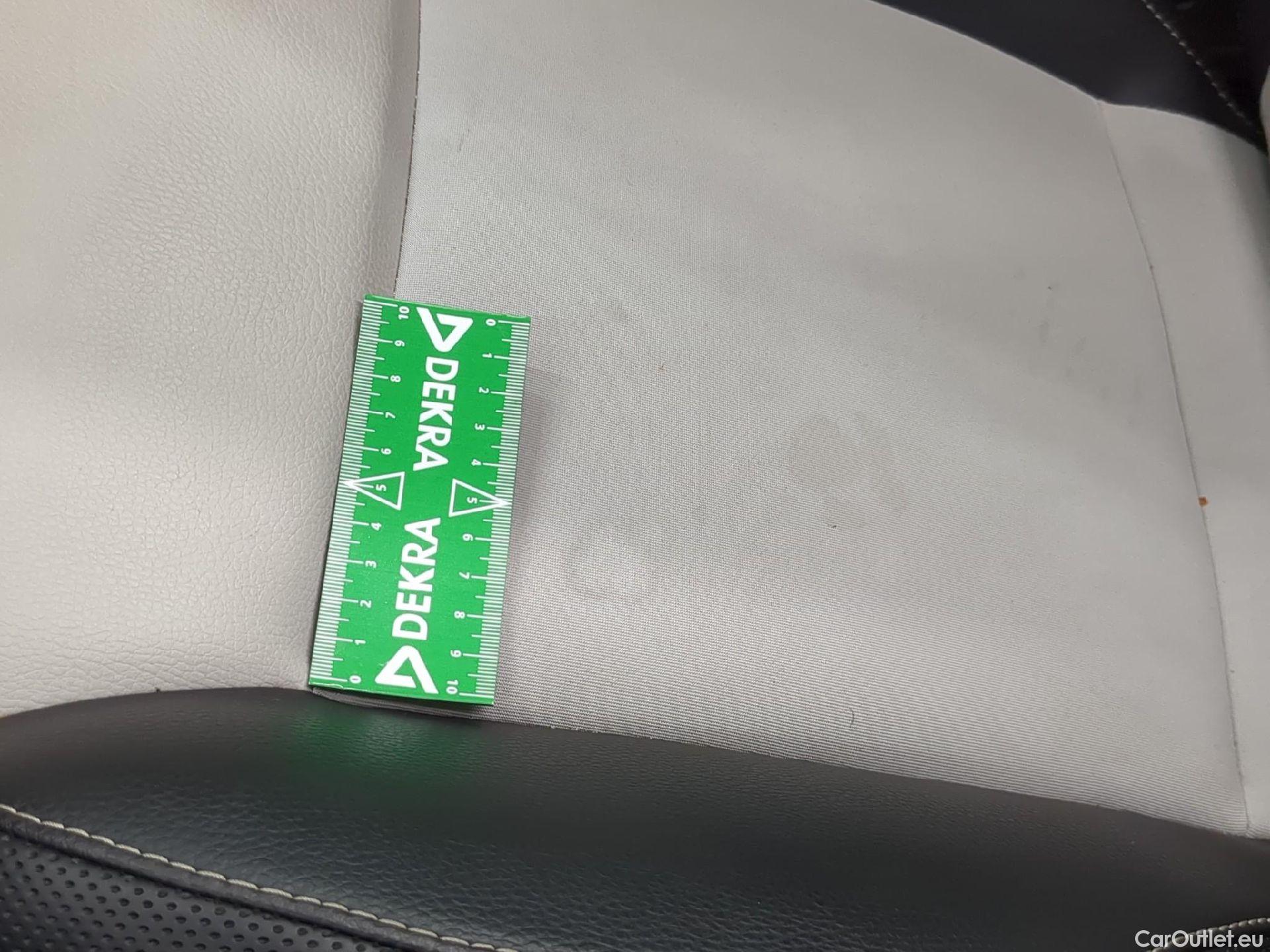  Fiat  500 FIAT C / 2015 / 2P / Cabriolet Hybrid 1.0 BSG 70 ch Dolcevita #6