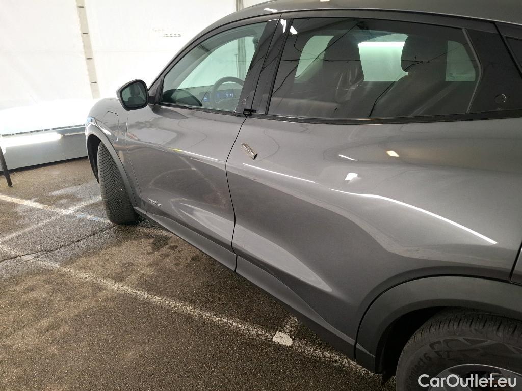  Ford  Mustang  Mach-E 76kWh BVA #1