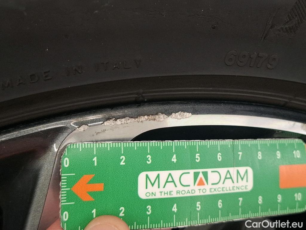  Hyundai  Konna HYUNDAI Kona / 2020 / 5P / SUV 1.6 HYBRID 141 EXECUTIVE HEV #29