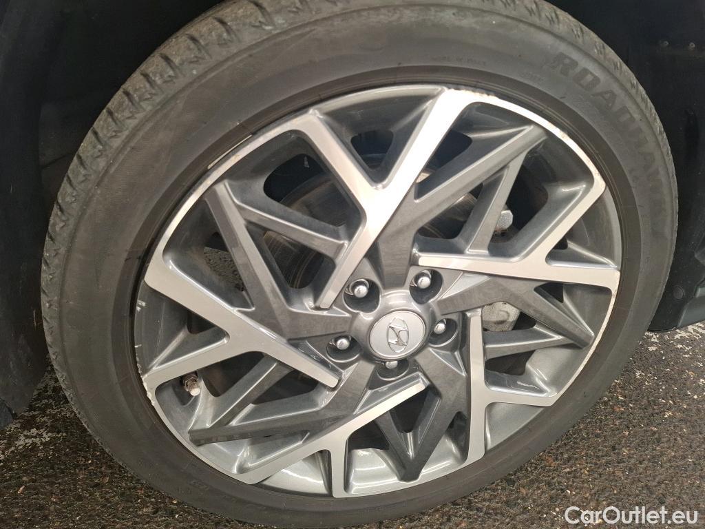  Hyundai  Konna HYUNDAI Kona / 2020 / 5P / SUV 1.6 HYBRID 141 EXECUTIVE HEV #28