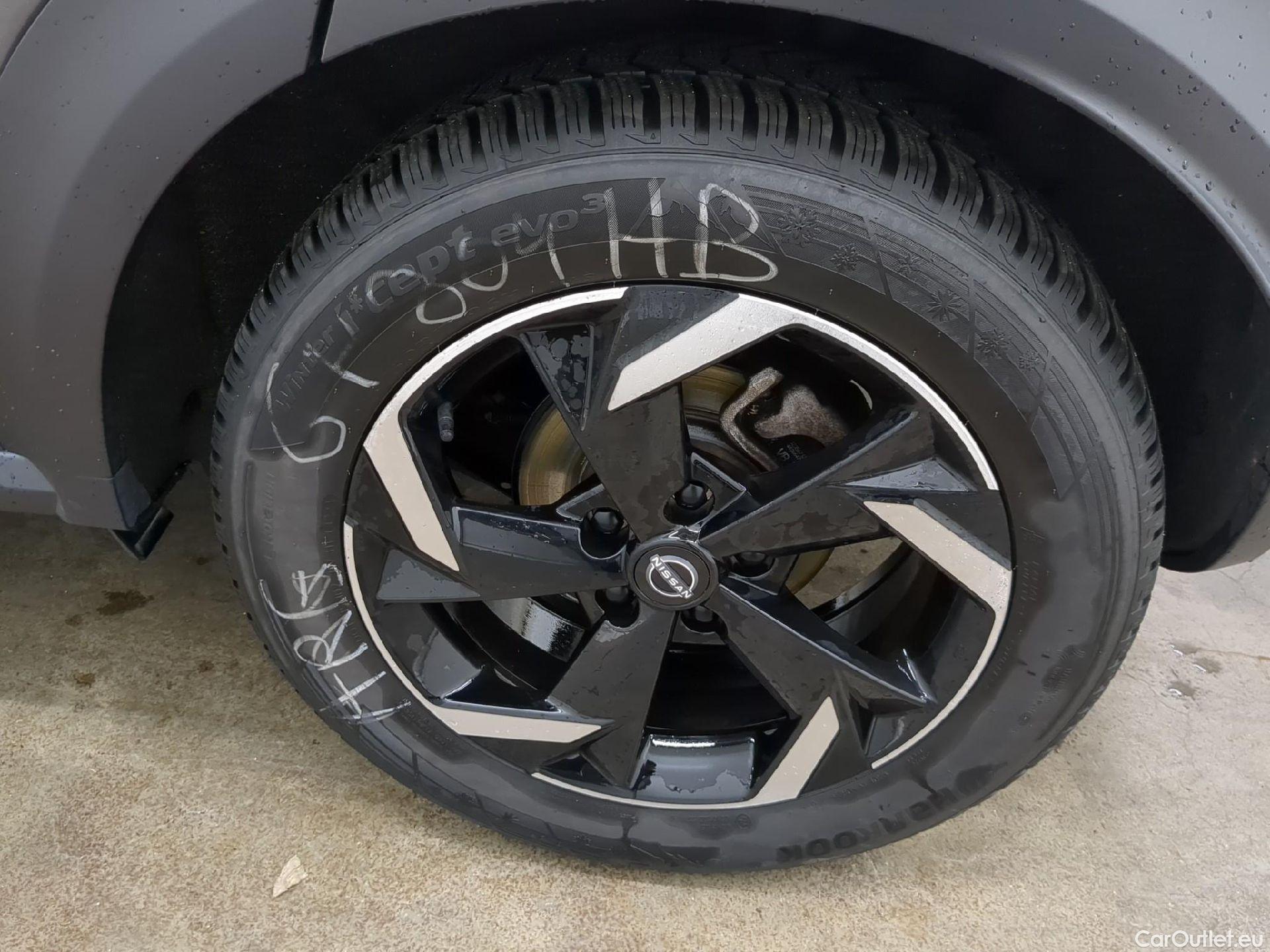  Nissan  Juke NISSAN  / 2019 / 5P / Crossover Hybrid 143 Business+ #4